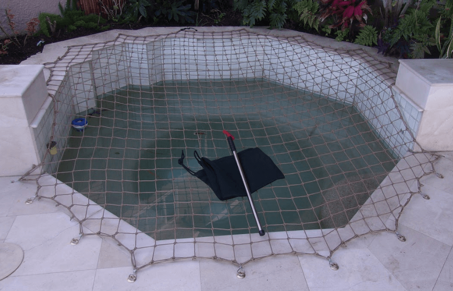 Leaf & Net Storage Bag on a Net Leaf & Net Storage Bag on a Net
