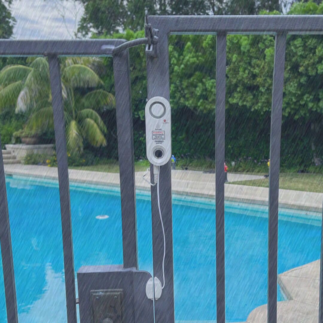 Techko Gate Alarm in the Rain - Installed Techko Gate Alarm in the Rain - Installed